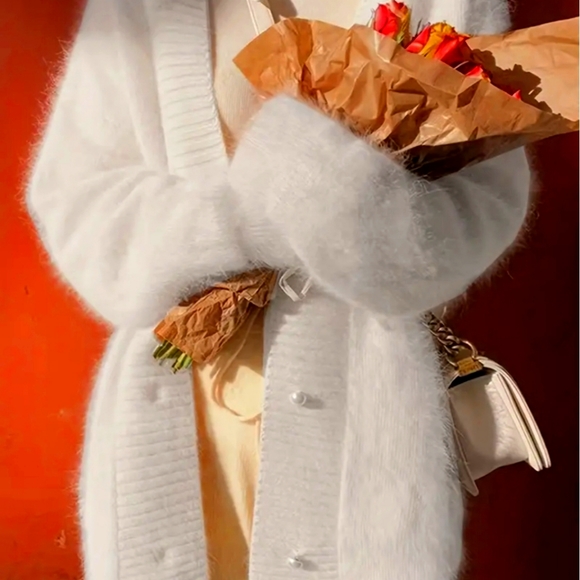 Sweaters - White Soft Cardigan